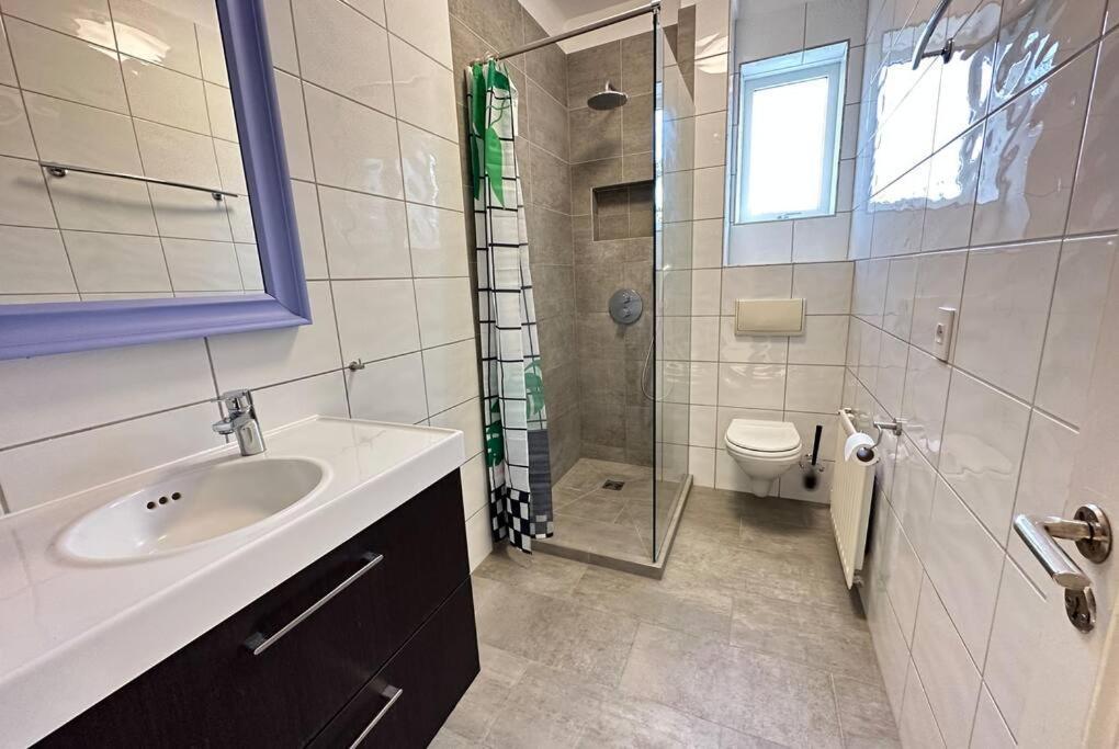 Beautiful 2 Bedroom Apartment Downtown Reykjavík Esterno foto