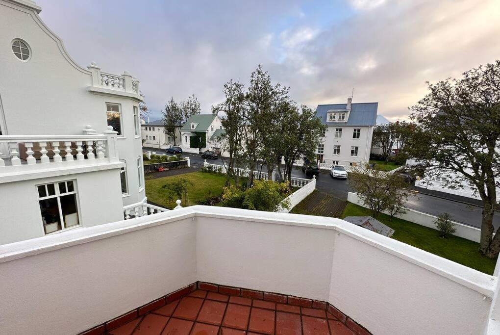 Beautiful 2 Bedroom Apartment Downtown Reykjavík Esterno foto