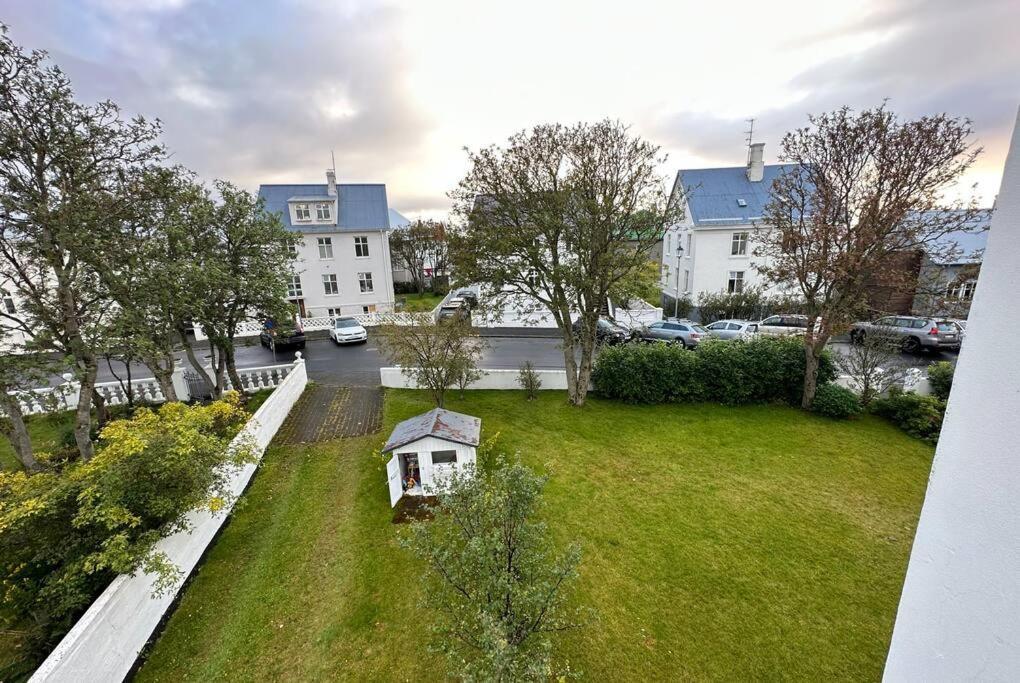 Beautiful 2 Bedroom Apartment Downtown Reykjavík Esterno foto